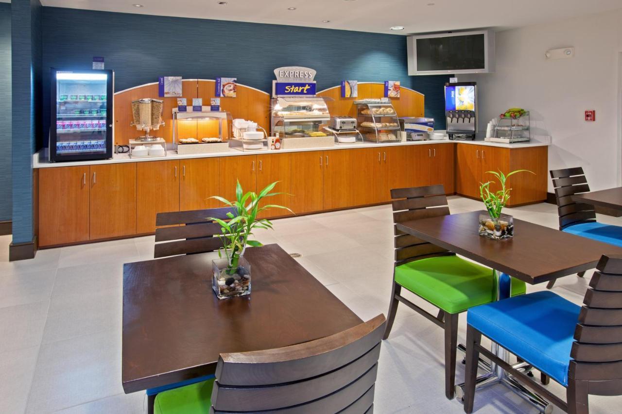 Holiday Inn Express Indianapolis - Fishers By Ihg Экстерьер фото